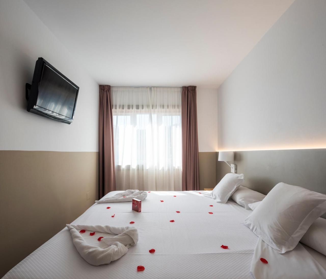 Hotel Airinos 3* 칸가스데모라조 외부 사진