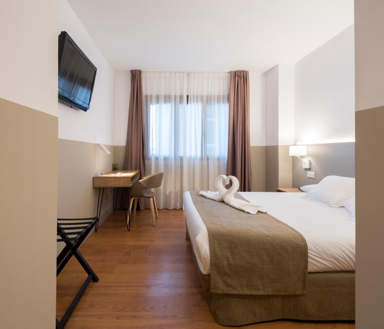 Hotel Airinos 3* 칸가스데모라조 외부 사진