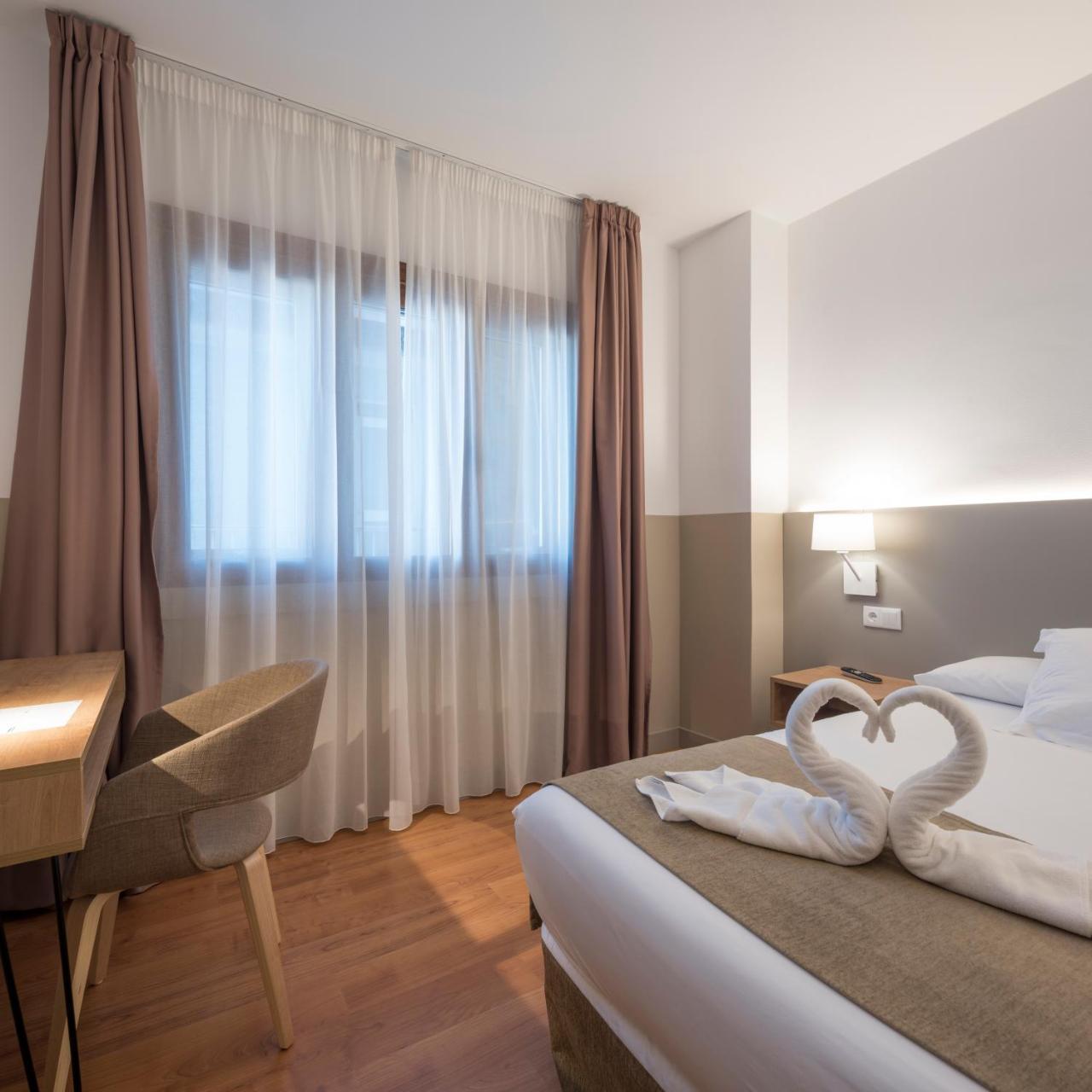 Hotel Airinos 3* 칸가스데모라조 외부 사진
