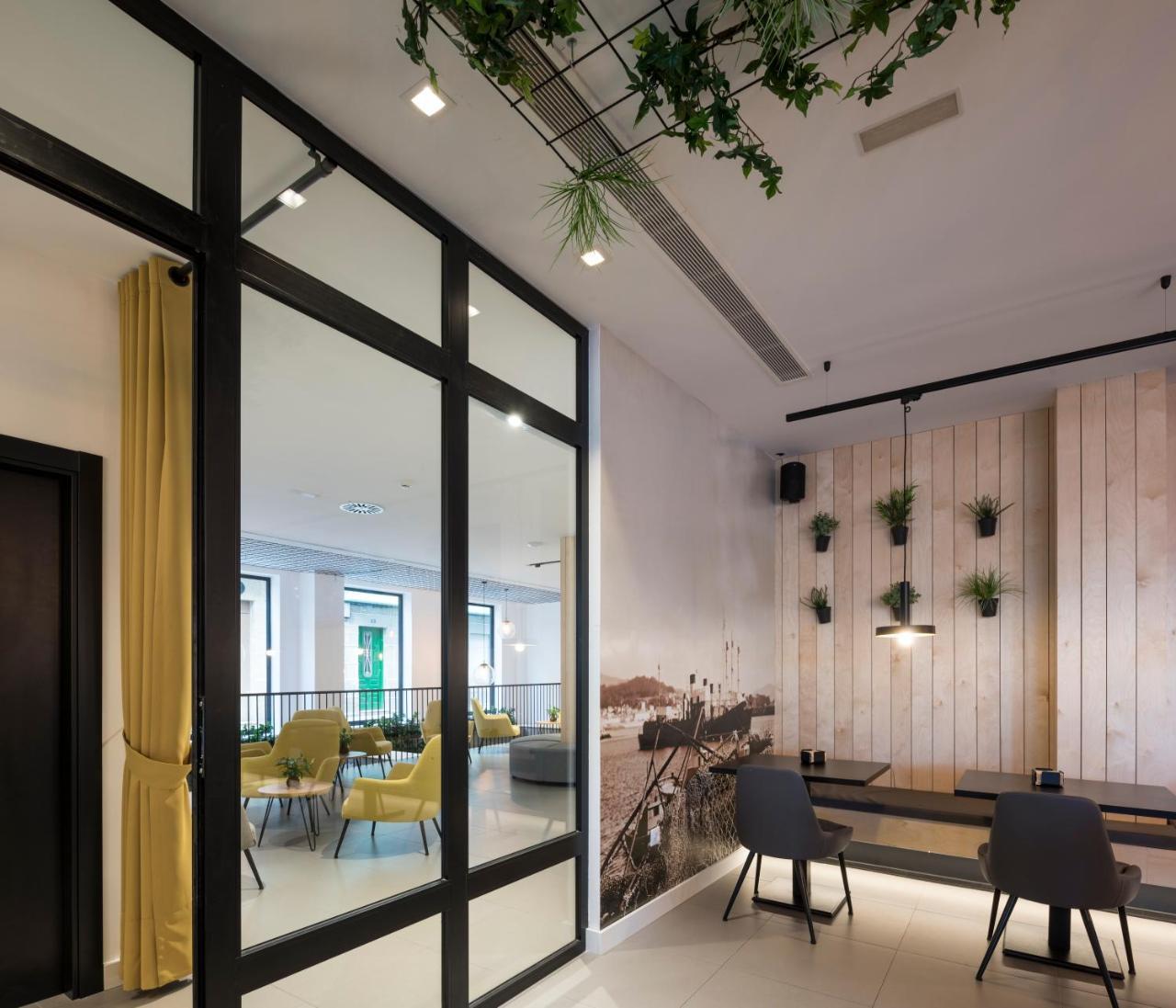 Hotel Airinos 3* 칸가스데모라조 외부 사진
